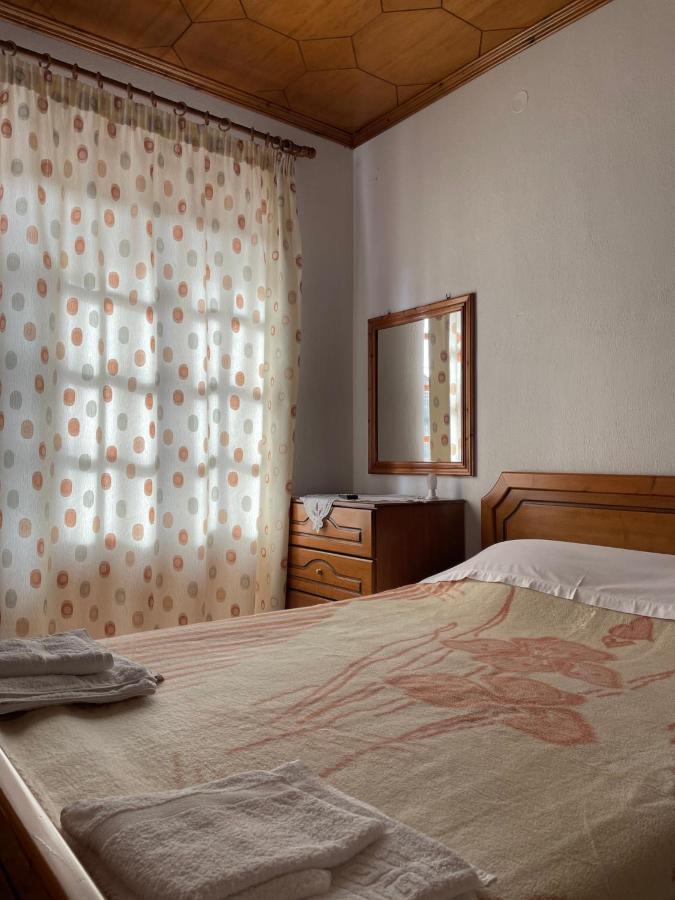 Αγναντεμα Aparthotel Eláti Exteriör bild